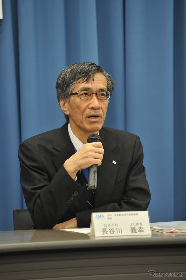 大西宇宙飛行士はロボットアーム操作の技術では高いレベルにあると、各国から評価されていると長谷川理事。