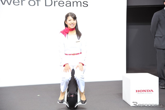 ホンダブースより