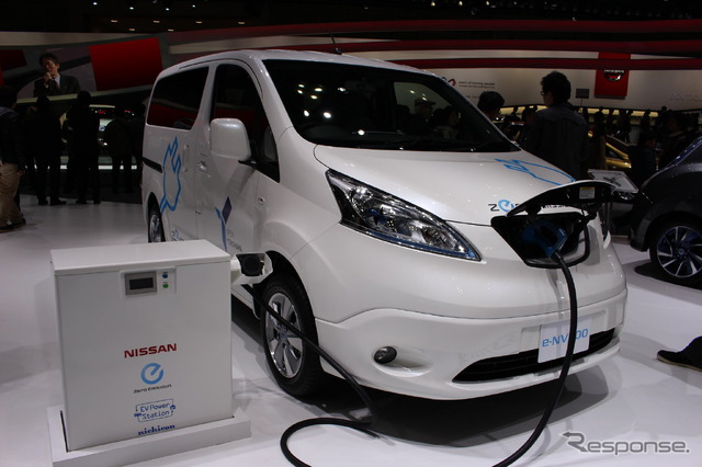 e-NV200（東京モーターショー13）