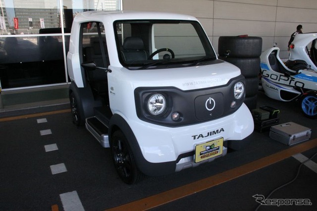 TMC開発のEVプラットフォームを利用した3人乗りEV