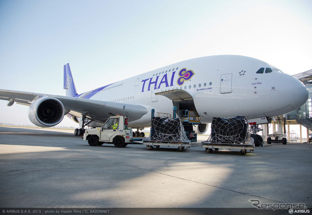 タイに10トンのグッズを運ぶタイ国際航空のA380