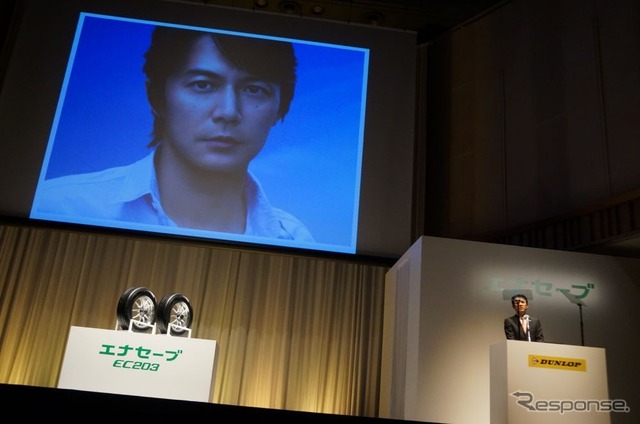 福山雅治の新CM、アップで迫る…クリエイターは箭内道彦