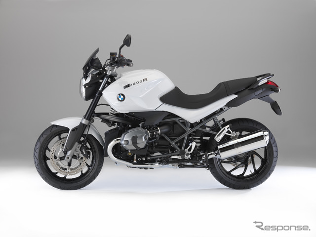 BMW、特別仕様モデル「BMW R1200Rダークホワイト」