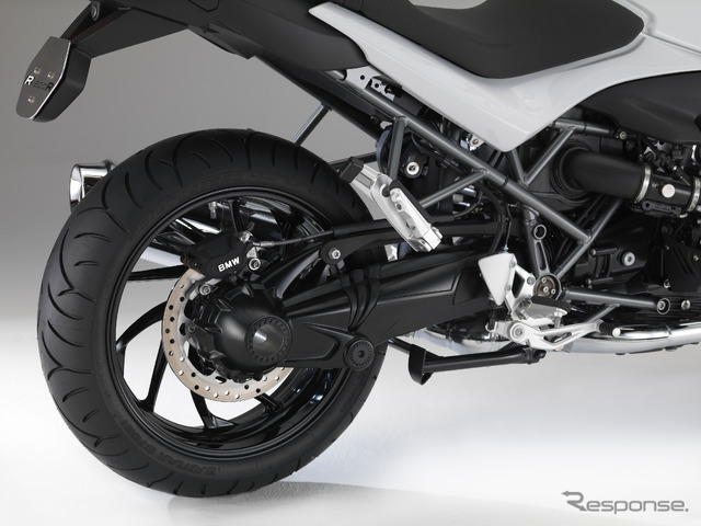 BMW、特別仕様モデル「BMW R1200Rダークホワイト」