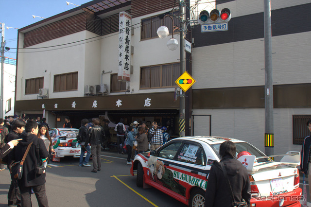 アニメ効果で来場10万人 大洗あんこう祭でガルパン痛車道コンテスト 声優ステージも