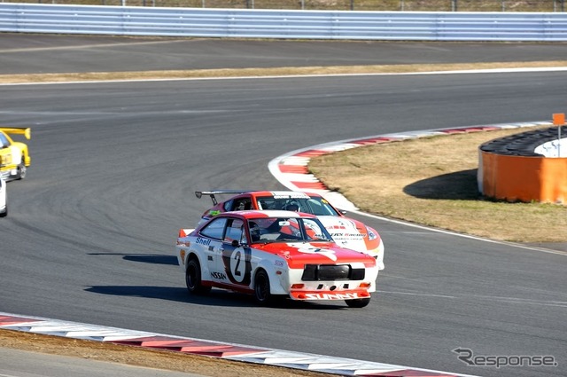 NISMOフェスティバル ヒストリックカーデモラン