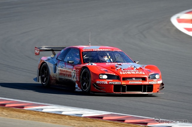 NISMOフェスティバル ヒストリックカーデモラン