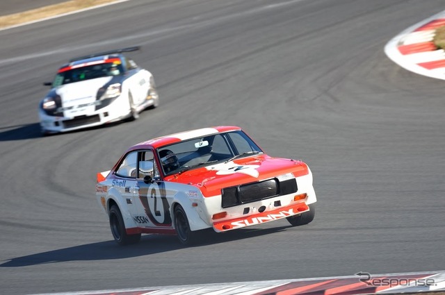 NISMOフェスティバル ヒストリックカーデモラン