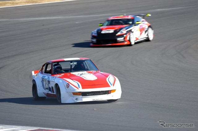 NISMOフェスティバル ヒストリックカーデモラン