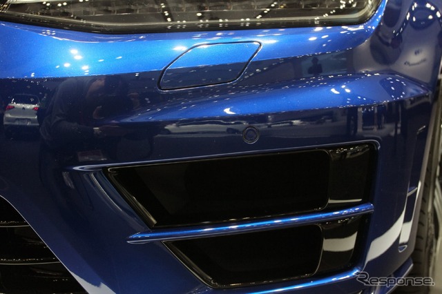 VW ゴルフR(東京モーターショー13)