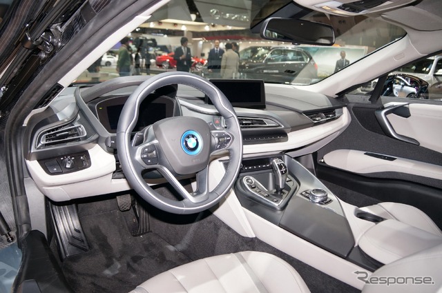 BMW i8(東京モーターショー)