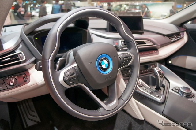 BMW i8(東京モーターショー)