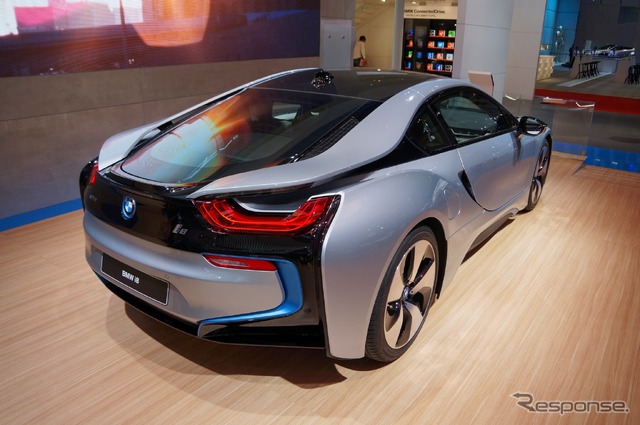 BMW i8(東京モーターショー)