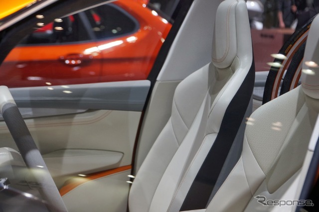 BMW コンセプト アクティブ ツアラー アウトドア(東京モーターショー13)