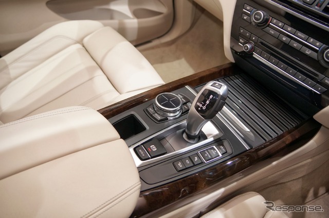 BMW X5(東京モーターショー13)