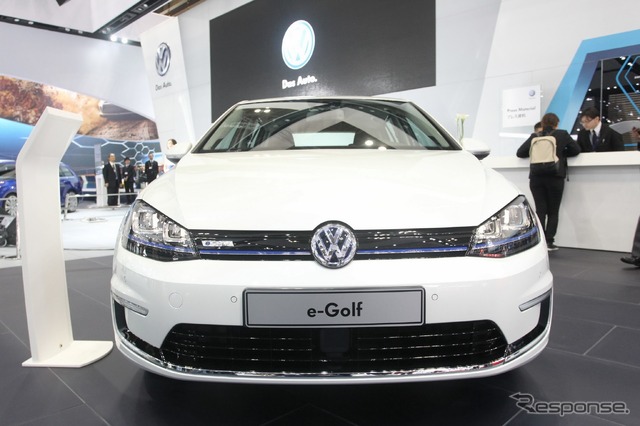 VW e-Golf（東京モーターショー13）