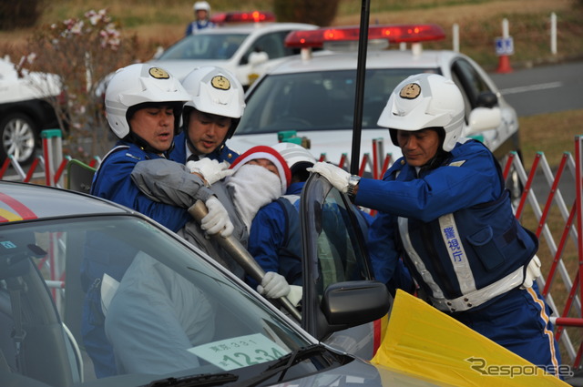 警視庁　暴走族等総合対策訓練