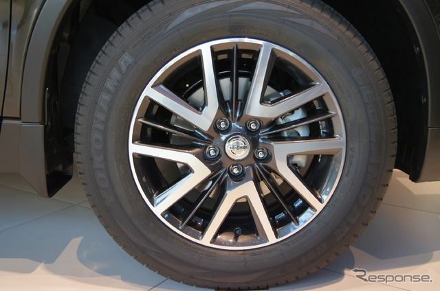 日産 エクストレイル 新型発表