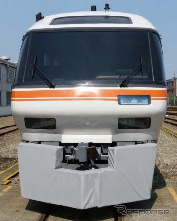 JR東海が開発した「衝撃緩和装置」。今後も設置車両を増やす予定。