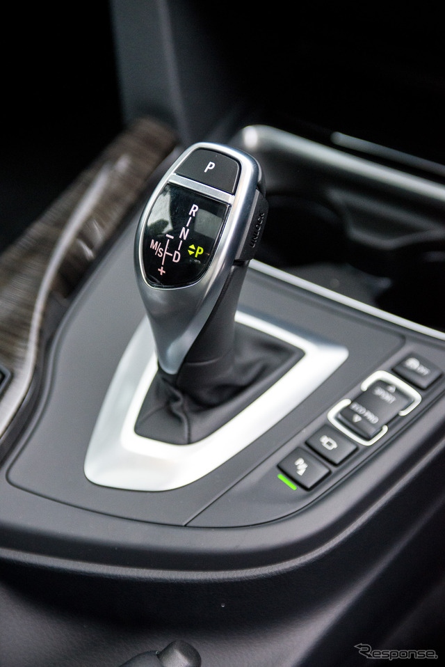 BMW・428i クーペ「Luxury」