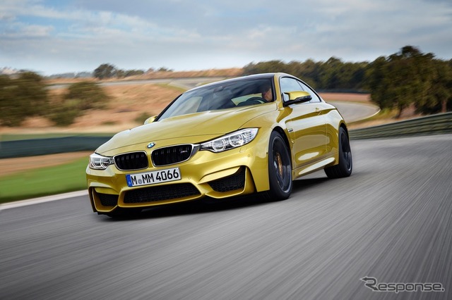 BMW M4クーペ
