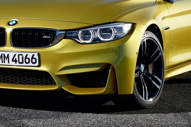 BMW M4クーペ