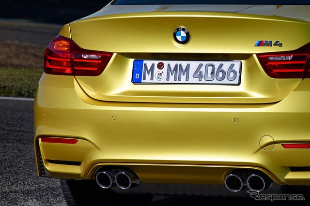 BMW M4クーペ