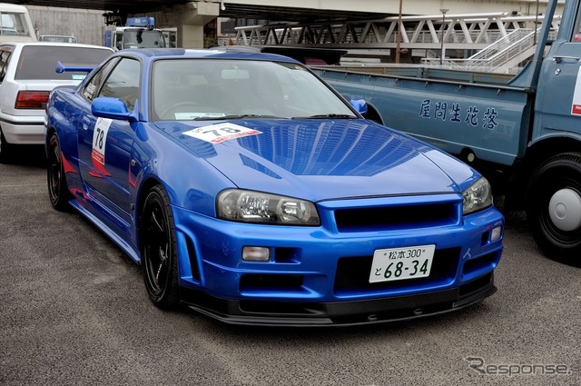 1999年式 スカイライン GT-R（BNR34）