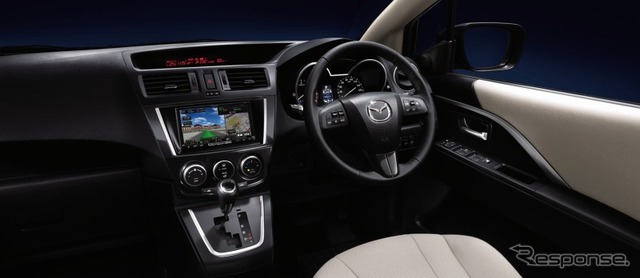 マツダ・プレマシー 20S-SKYACTIV セレーブル