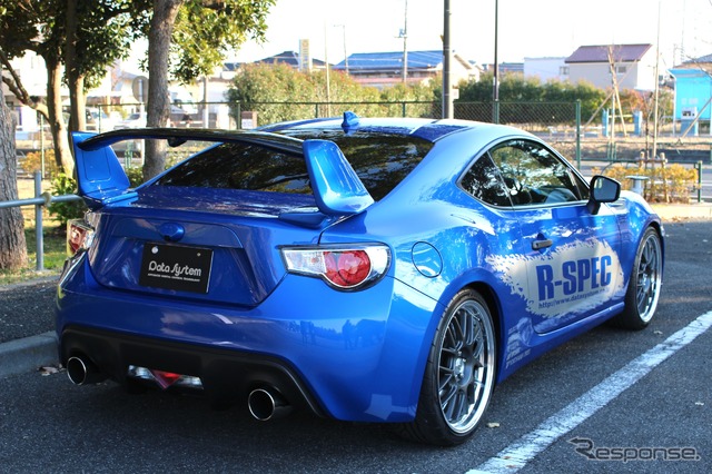 データシステム「オールステンレスマフラー」を装着したスバル BRZ