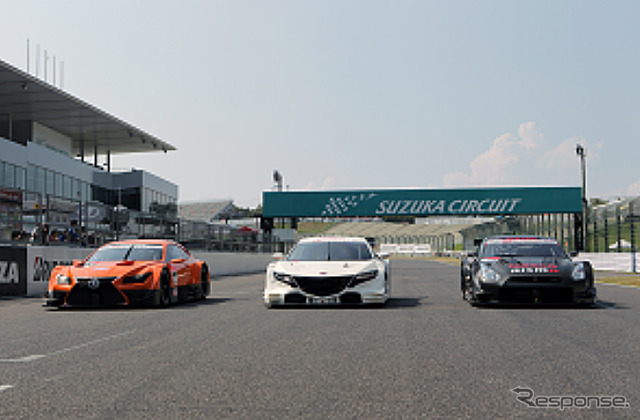 2014年新型GT500マシンのデモンストレーションラン
