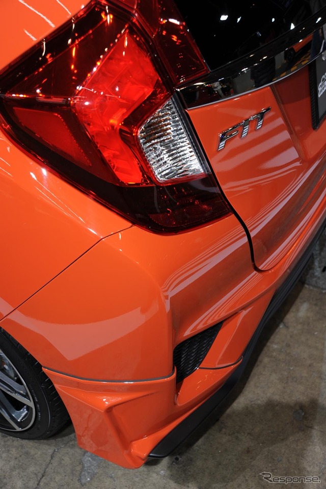 ホンダ 無限 フィット RS(東京オートサロン14)