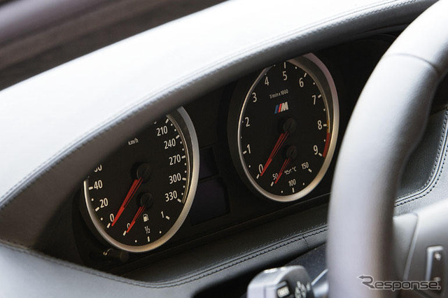 【BMW M6海外リポート】その2 エキサイティングな咆哮を発するV10ユニット…河村康彦