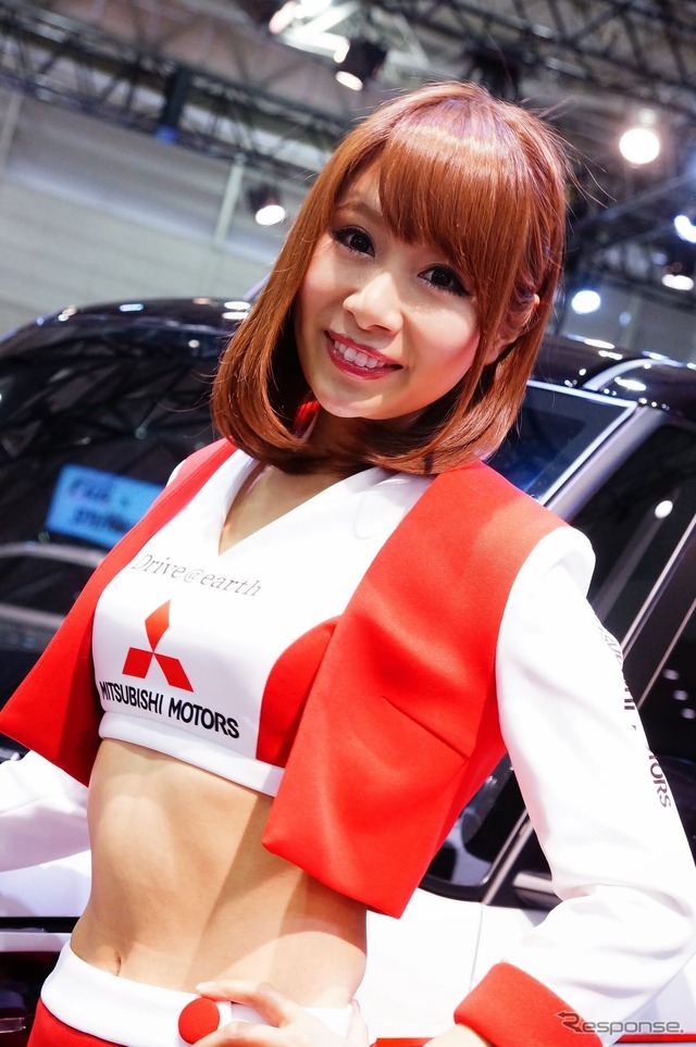 三菱自動車ブースコンパニオン(東京オートサロン14)