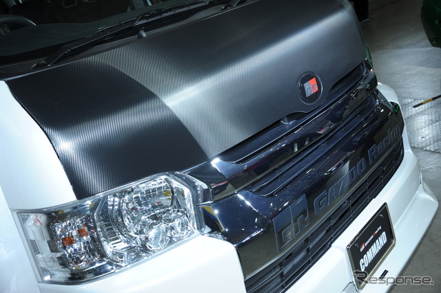 トヨタ GAZOO Racing に展示されたコマンドハイエース