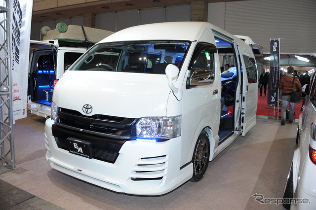 ハイエースEACコンプリートカー