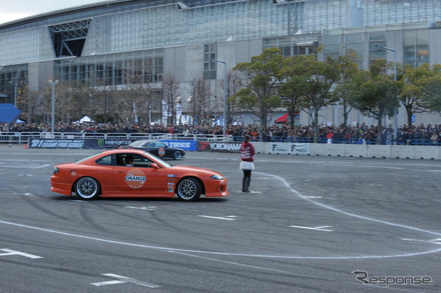D1デモラン(東京オートサロン14)
