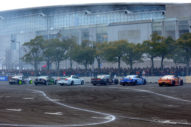 D1デモラン(東京オートサロン14)