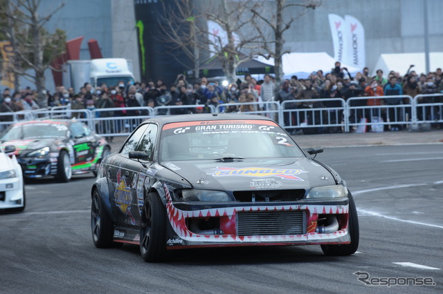 D1デモラン(東京オートサロン14)