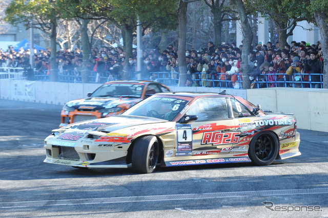 D1デモラン(東京オートサロン14)