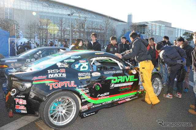 D1デモラン(東京オートサロン14)