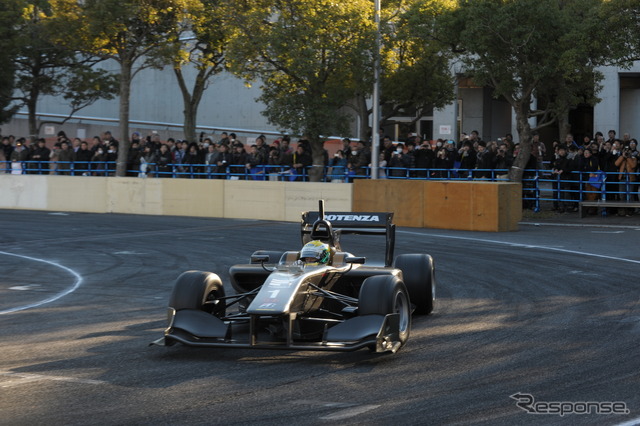 SF14デモラン(東京オートサロン14)
