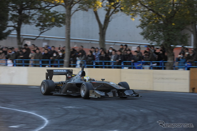 SF14デモラン(東京オートサロン14)