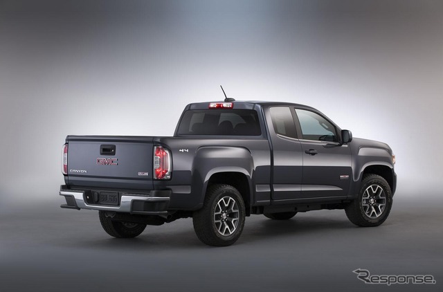 新型 GMC キャニオン