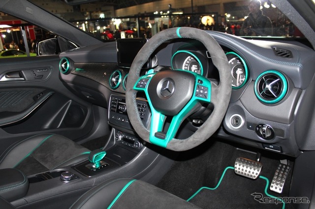 メルセデスベンツ・A 45 AMG 4MATIC PETRONAS Green Edition