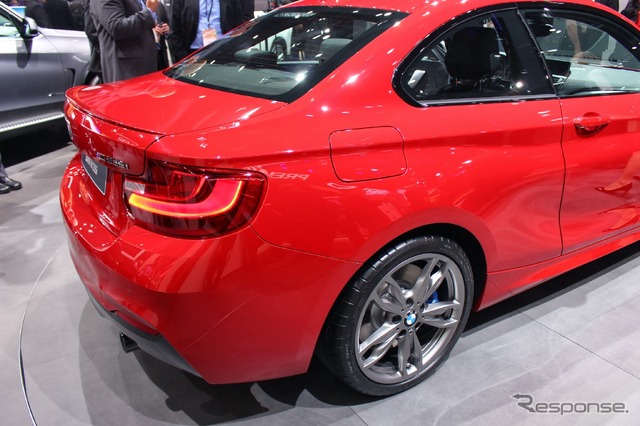 BMW 2シリーズクーペ (デトロイトモーターショー14)