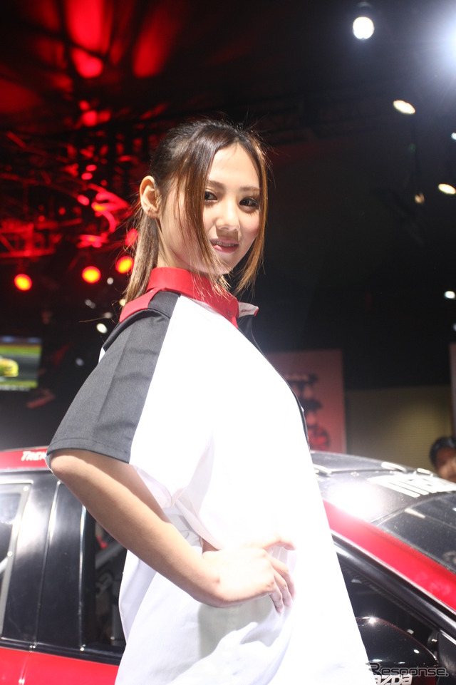 マツダ コンパニオン(東京オートサロン14)