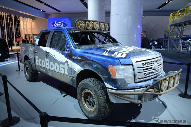 先代フォードF-150のオフロードレース仕様