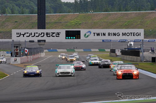 2013もてぎスーパー耐久スタートシーン