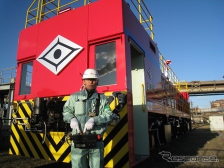 神戸製鋼加古川製鉄所内で使用されているディーゼル機関車。このほど鉄鋼業界では初めてアイドリングストップを実現した。